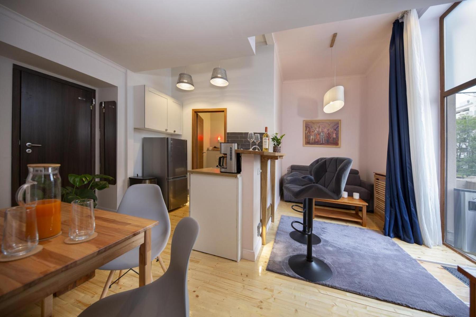 Athenaeum Spacious& Cozy 1Br Prime Location W Balcony Bucureşti Exterior foto